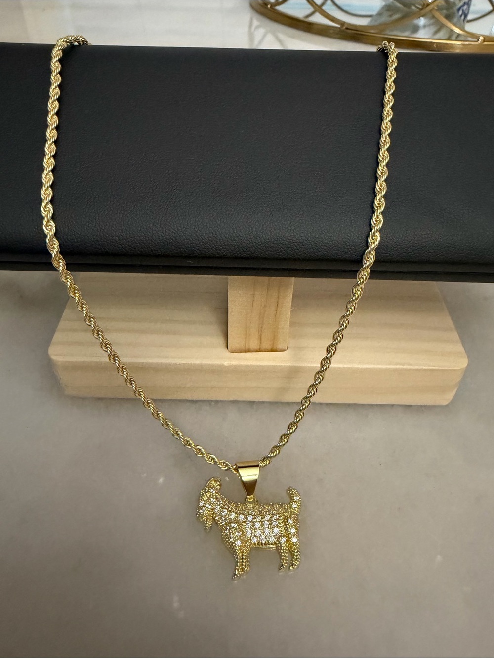 Gold toned Rope Chain Necklace with Pavé goat Pendant